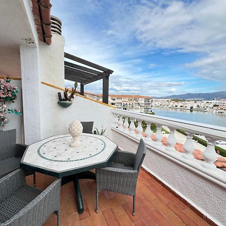 Apartamento Gran Lago Con Vistas Al Canal Емпуриабрава Екстериор снимка