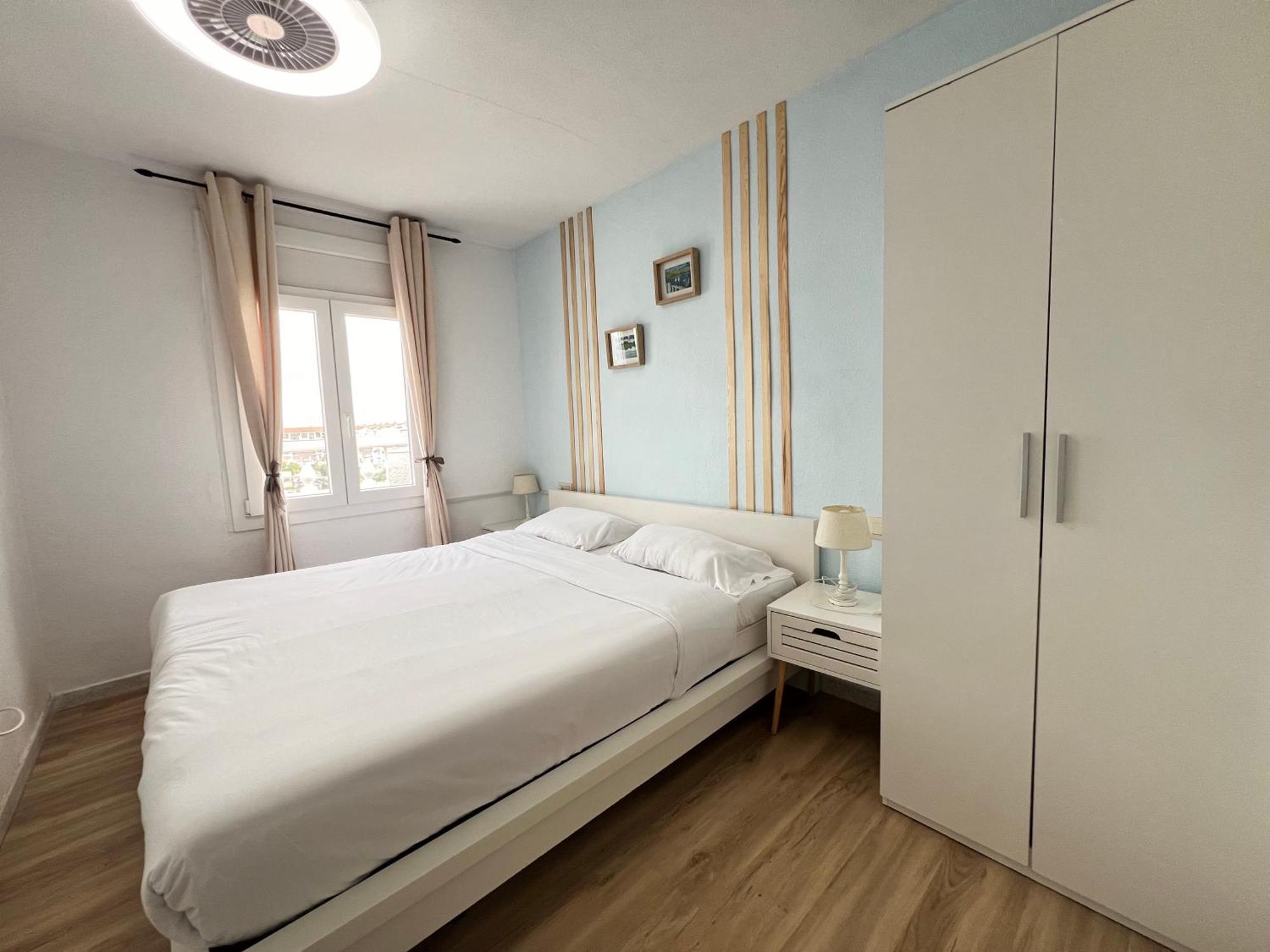 Apartamento Gran Lago Con Vistas Al Canal Емпуриабрава Екстериор снимка
